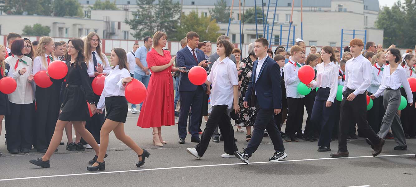 На Будакошелевщине прошли торжественные линейки, посвященные Дню знаний