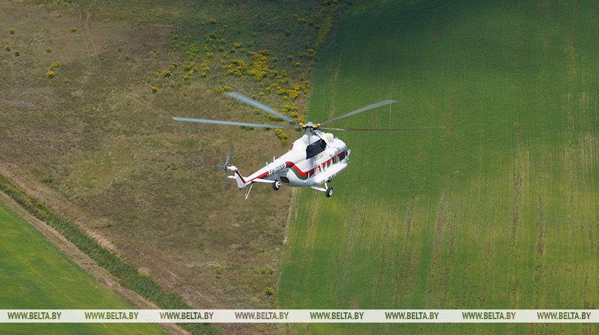 Lukashenko inspects Gomel Oblast, Minsk Oblast from helicopter