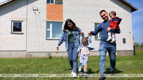 У Мінпрацы расказалі аб змяненнях заканадаўства аб дзяржаўных дапамогах сем'ям, якія выхоўваюць дзяцей